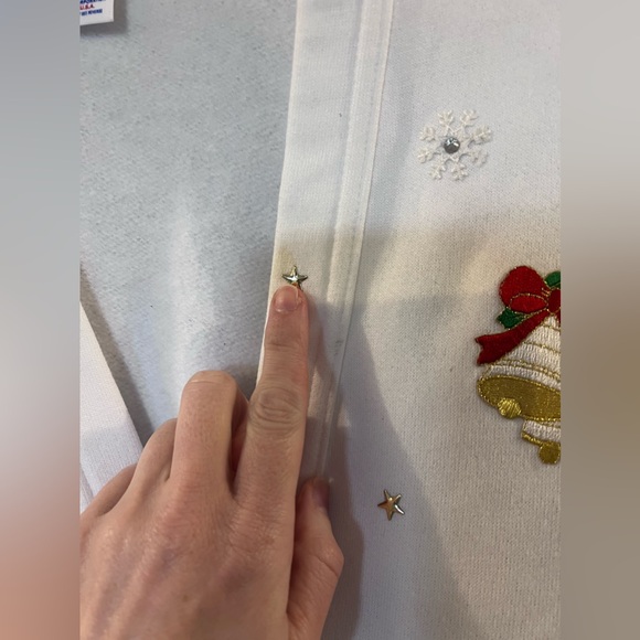 Vintage Christmas cardigan-Made in the USA - Picture 3 of 5